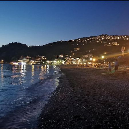 Markamar Loutraki  Exteriör bild
